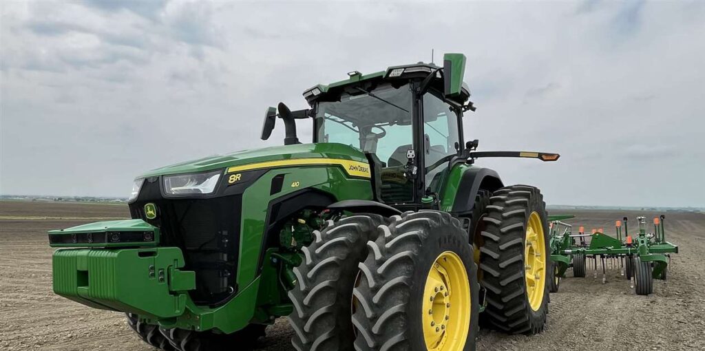 John Deere 8R 410 Autonomous Tractor